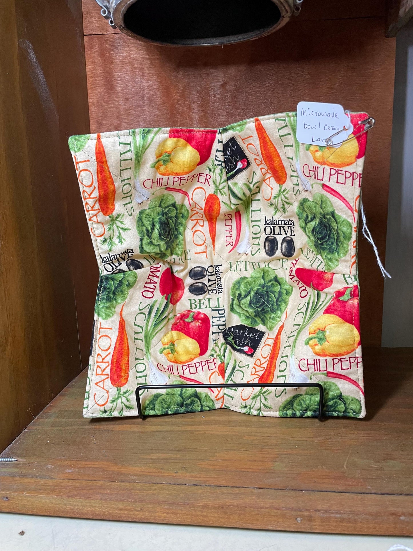 Small Quilted Bowl Cozy: Microwave Safe Cotton Pot Holder