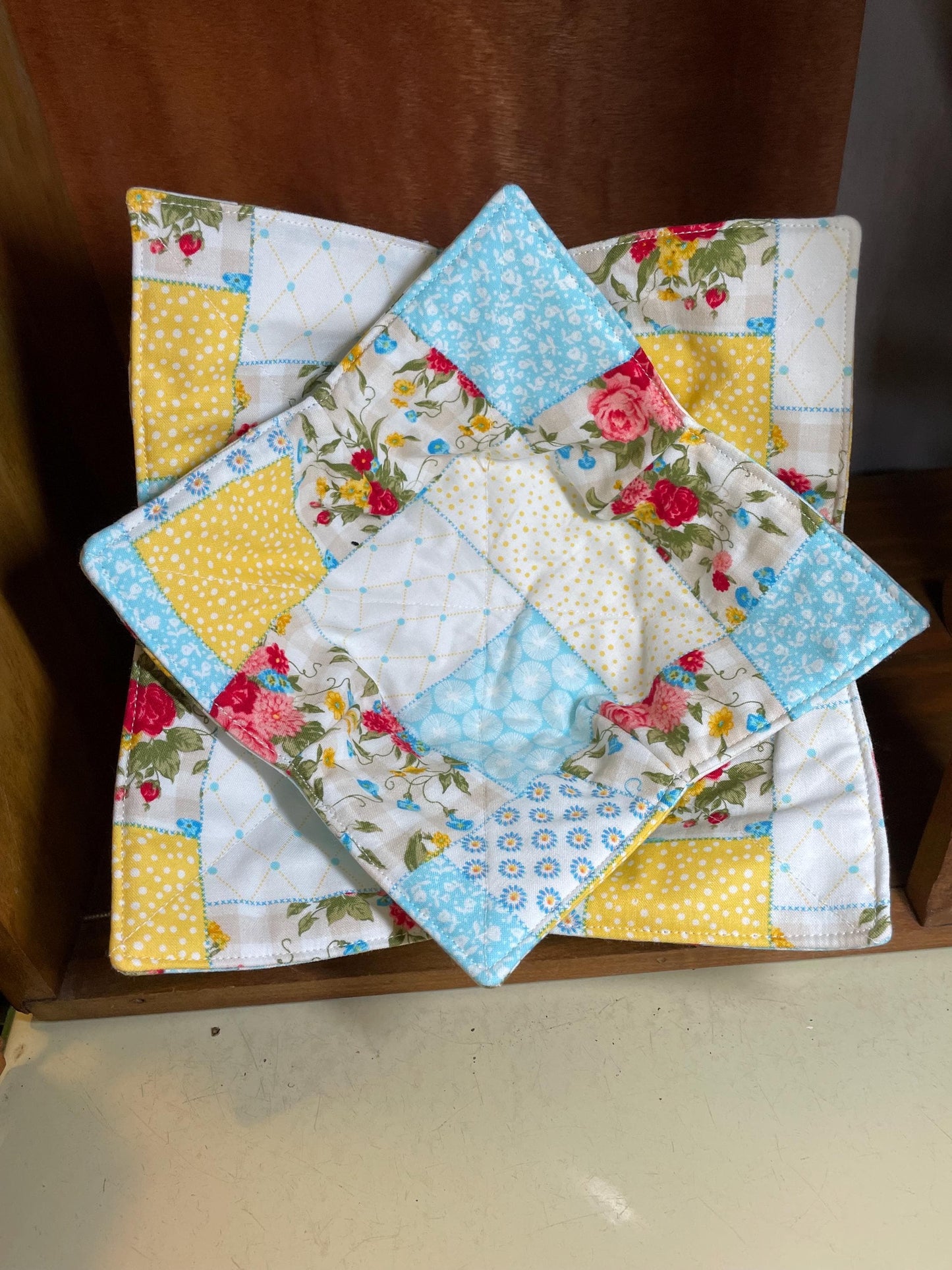 Floral Quilted Microwave Bowl Cozy